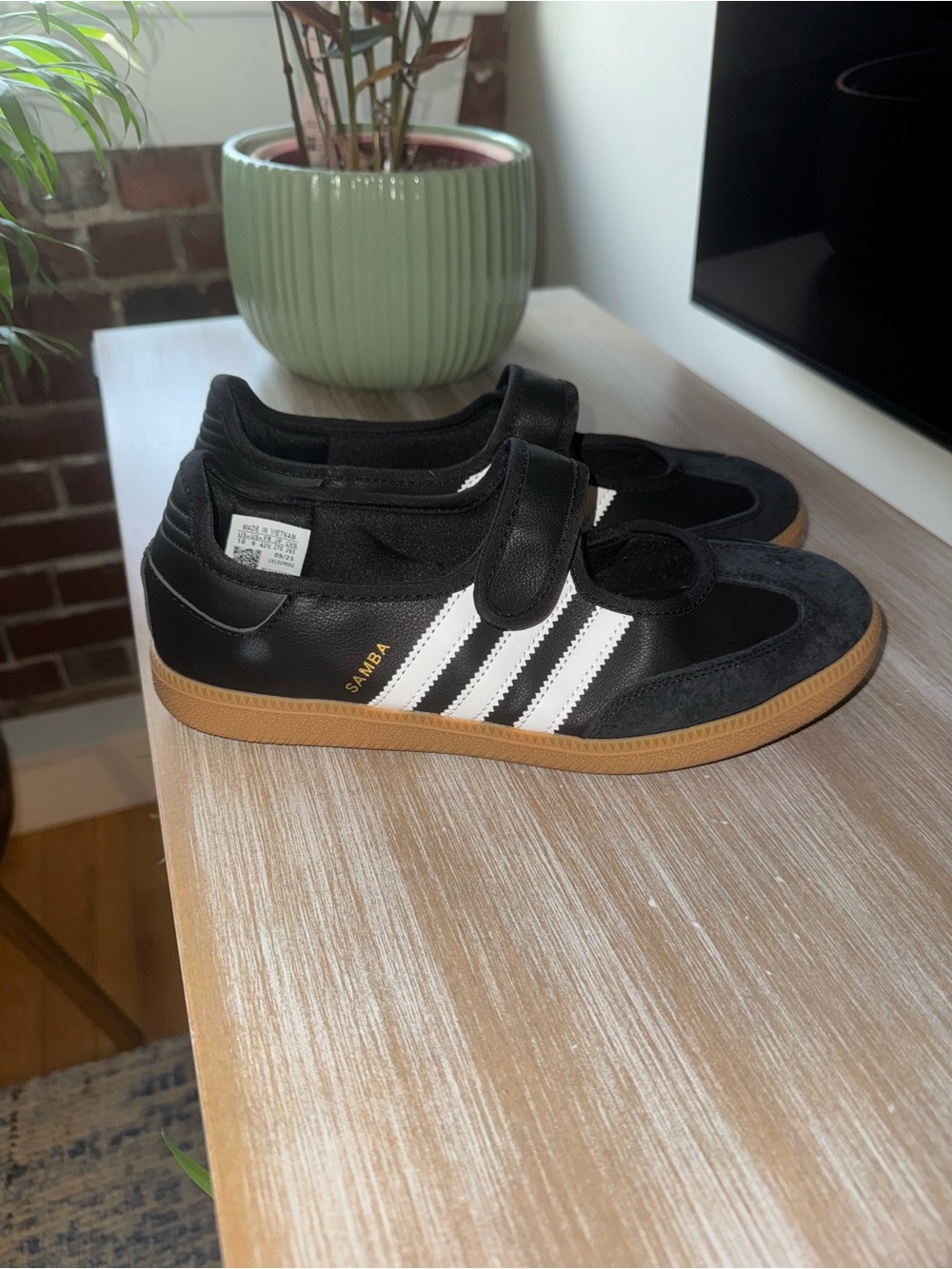 Adidas samba maryjane shoes size 10